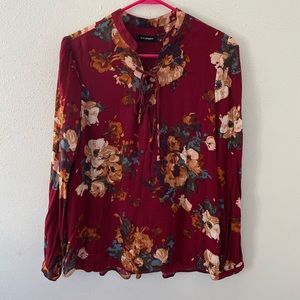 Buckle blouse